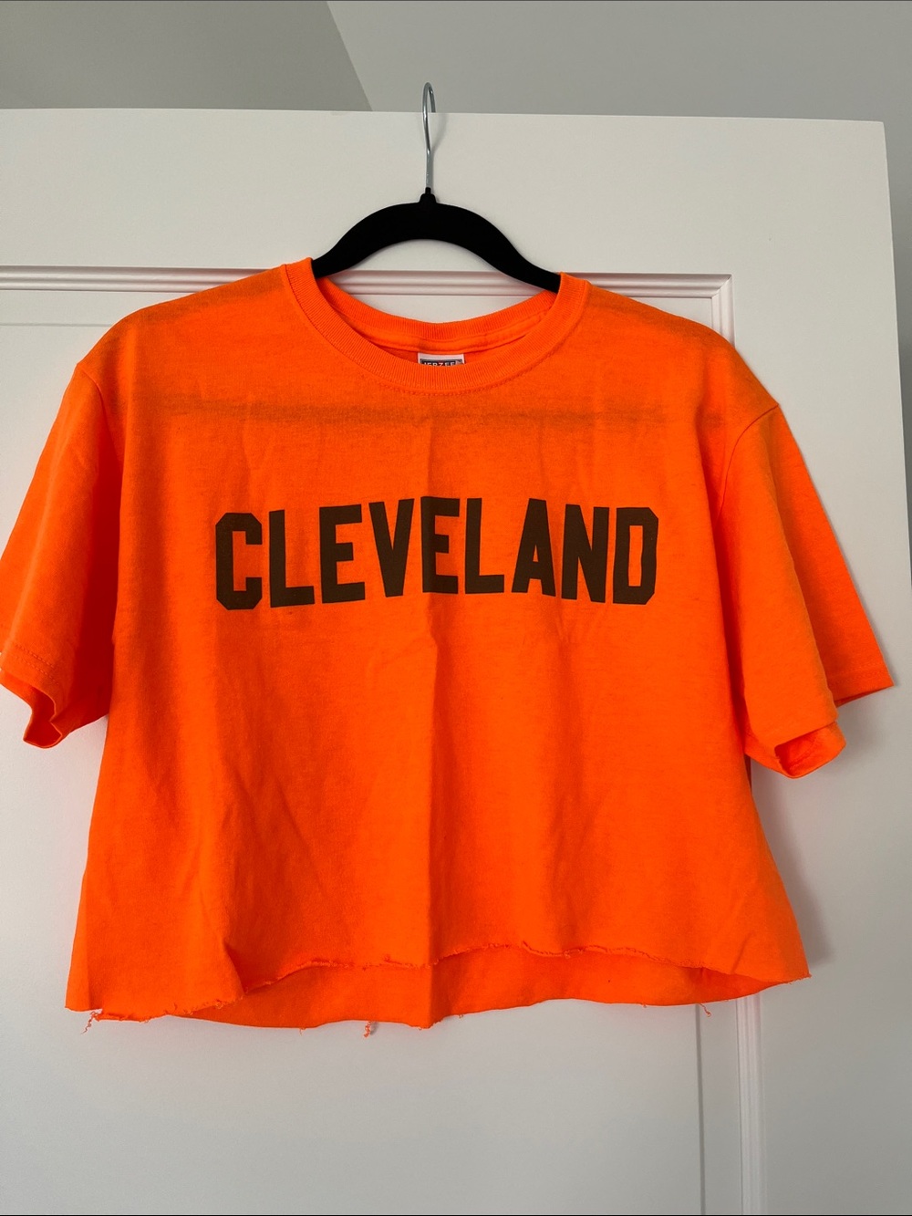 Cropped Cleveland Browns Tee